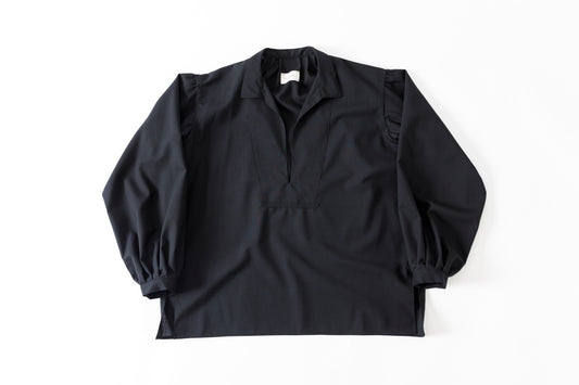 SARTO / 252-18001  TUKED SKIPPER BLOUSE(HIGH TWISTED WOOL) - BLACK
