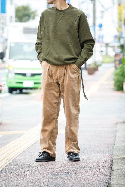 WONDER ROOM WWH-002 "WHALE" Crewneck Sweat - Olive