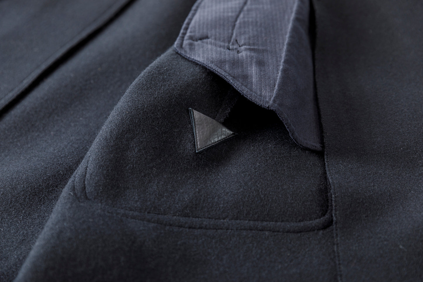 SARTO / 242-06001 HEAVY WOOL CASHMERE MELTON P-COAT - BLACK