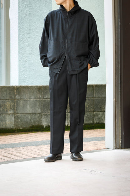 SARTO / 252-11001 TUCKER EMBROIDERY SLACKS(HIGH TWIST WOOL GABADINE) - BLACK