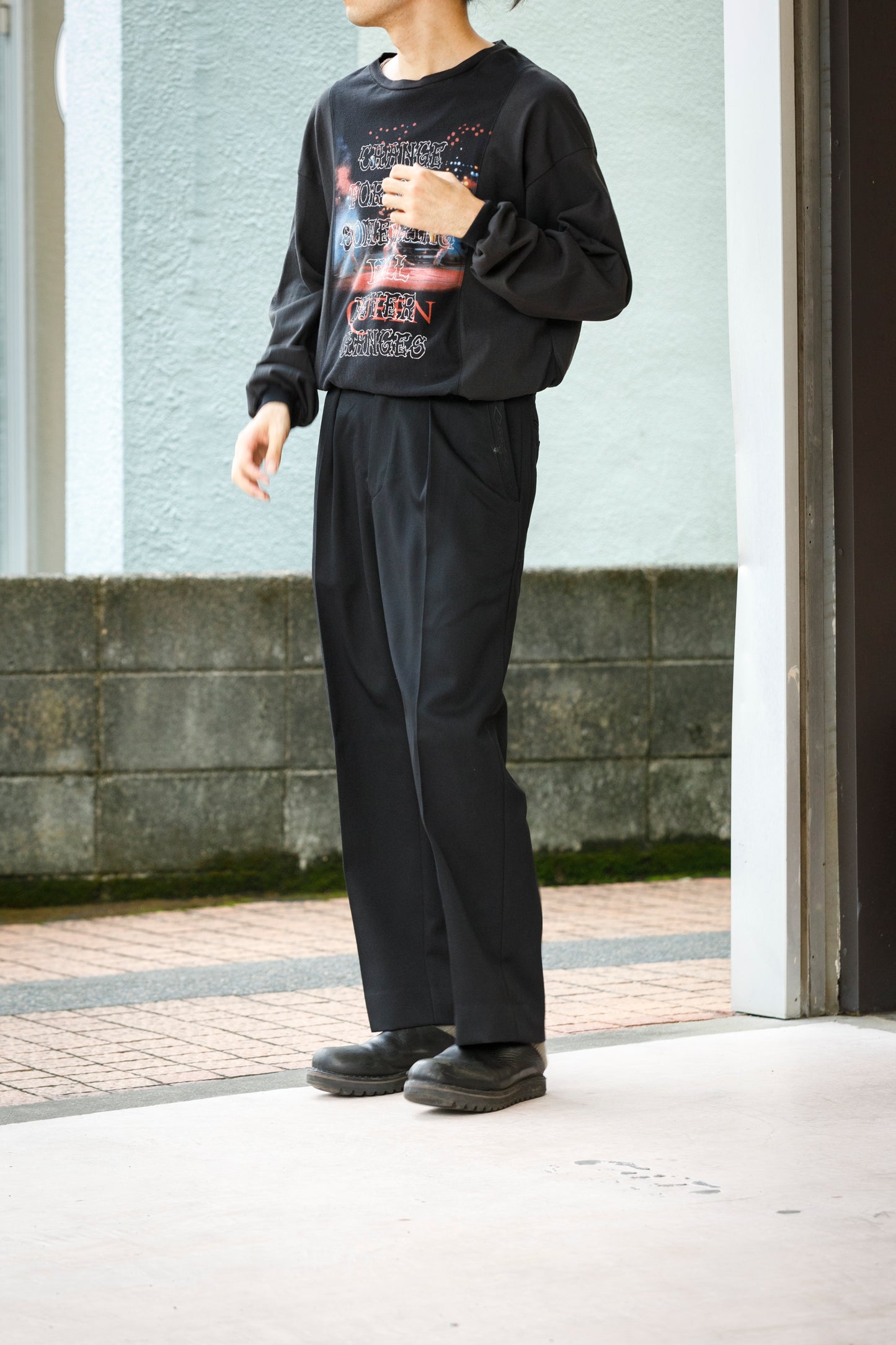 SARTO / 252-11001 TUCKER EMBROIDERY SLACKS(HIGH TWIST WOOL GABADINE) - BLACK