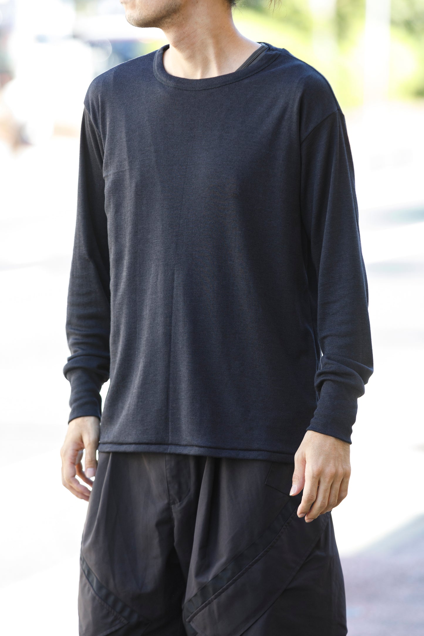 Nikki ESSENTIAL PIECE /  Wool Silk Fraise Stitch Jersey Crewneck(Unisex) - Chacoal