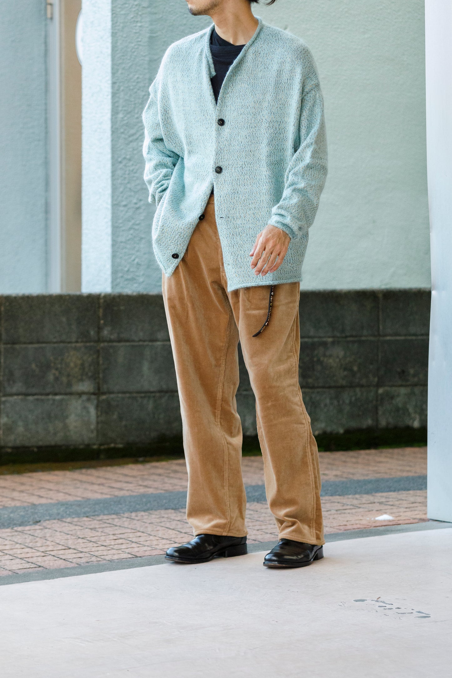 MOTHER HAND artisan /  BASTOGNE - BEE