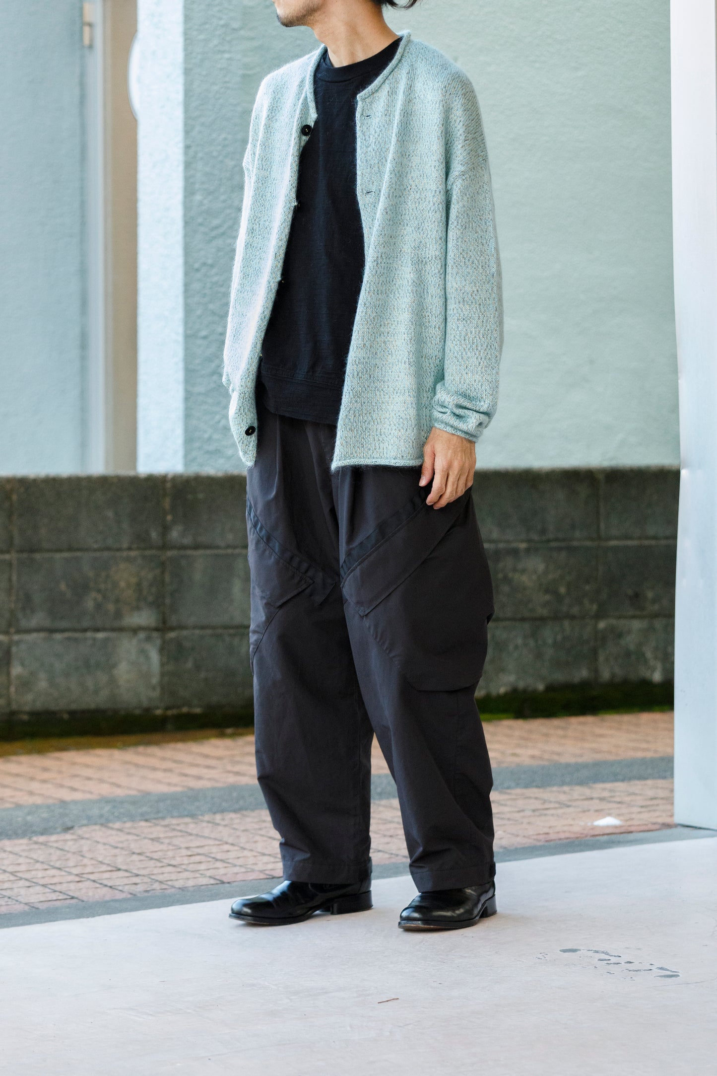 MOTHER HAND artisan /  BASTOGNE - BEE