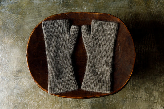 NIkki ESSENTIAL PIECE / ALL Yak Mitten(unisex) - BEIGE