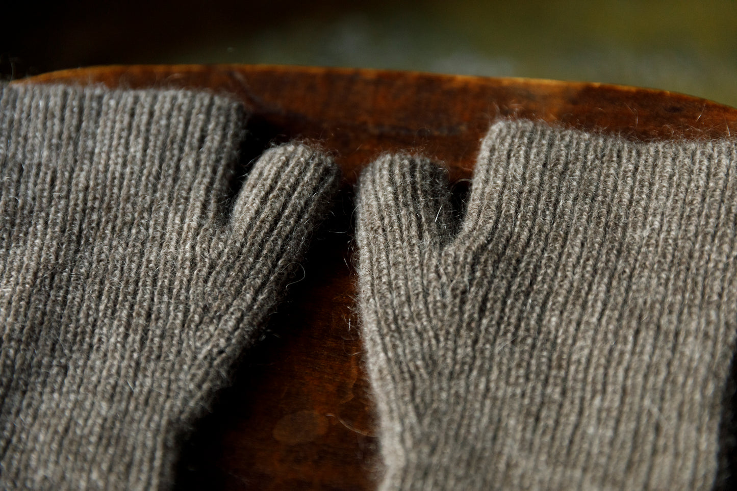 NIkki ESSENTIAL PIECE / ALL Yak Mitten(unisex) - BEIGE