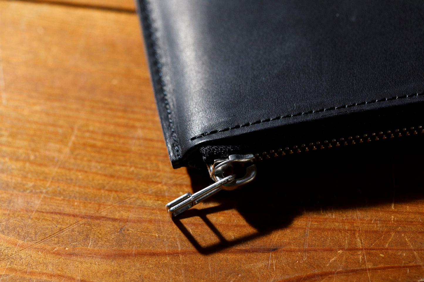 AMIACALVA / AK-042 GUIDI&ROSELLINI LONG ZIP WALLET - Black