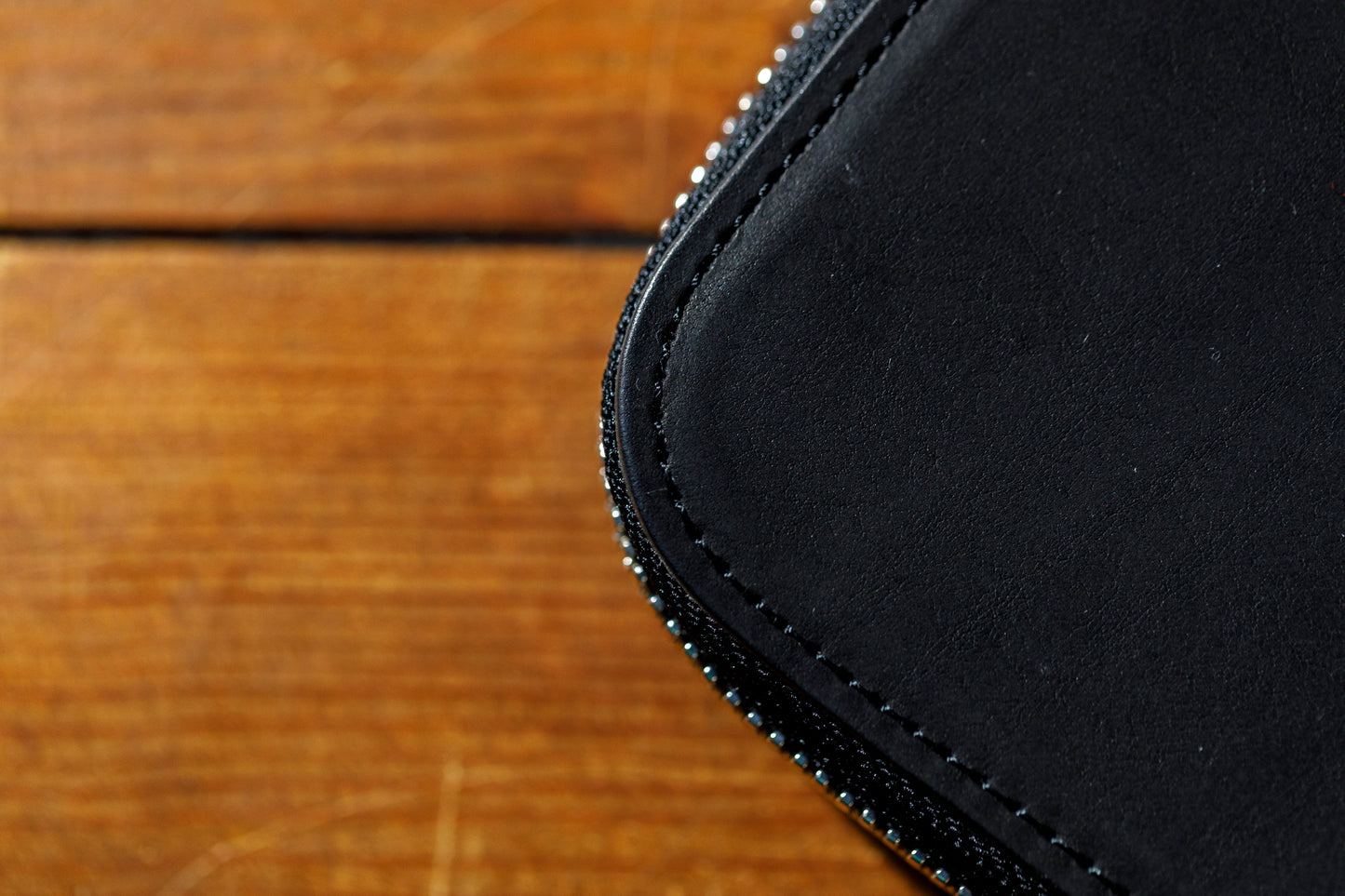 AMIACALVA / AK-043 GUIDI&ROSELLINI SHORT ZIP WALLET - Black