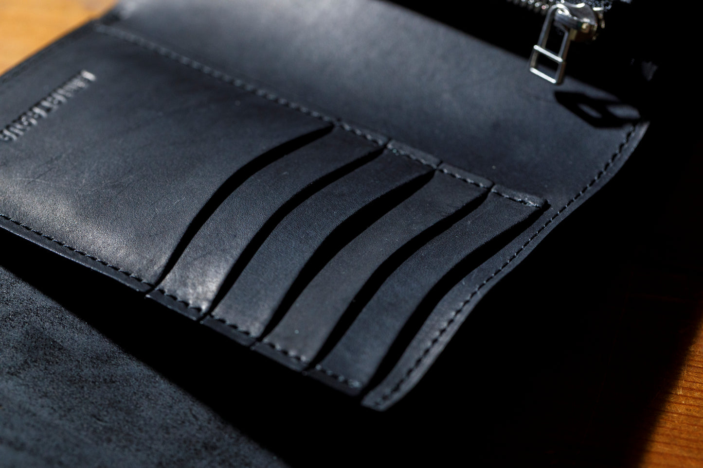 AMIACALVA / AK-007 GUIDI&ROSELLINI MEDIUM WALLET - Black