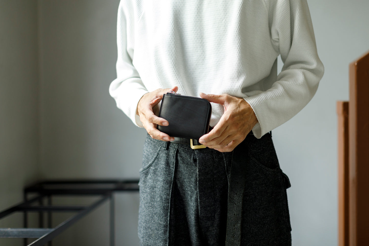 AMIACALVA / AK-043 GUIDI&ROSELLINI SHORT ZIP WALLET - Black