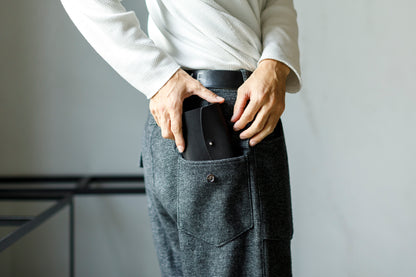 AMIACALVA / AK-007 GUIDI&ROSELLINI MEDIUM WALLET - Black