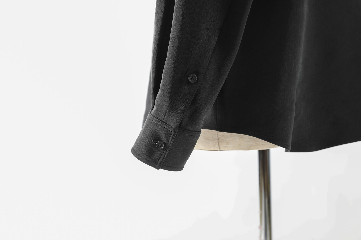 山内 / 26143-sili / ビンテージシルクリネン・ダブルステッチシャツ - sumi kuro