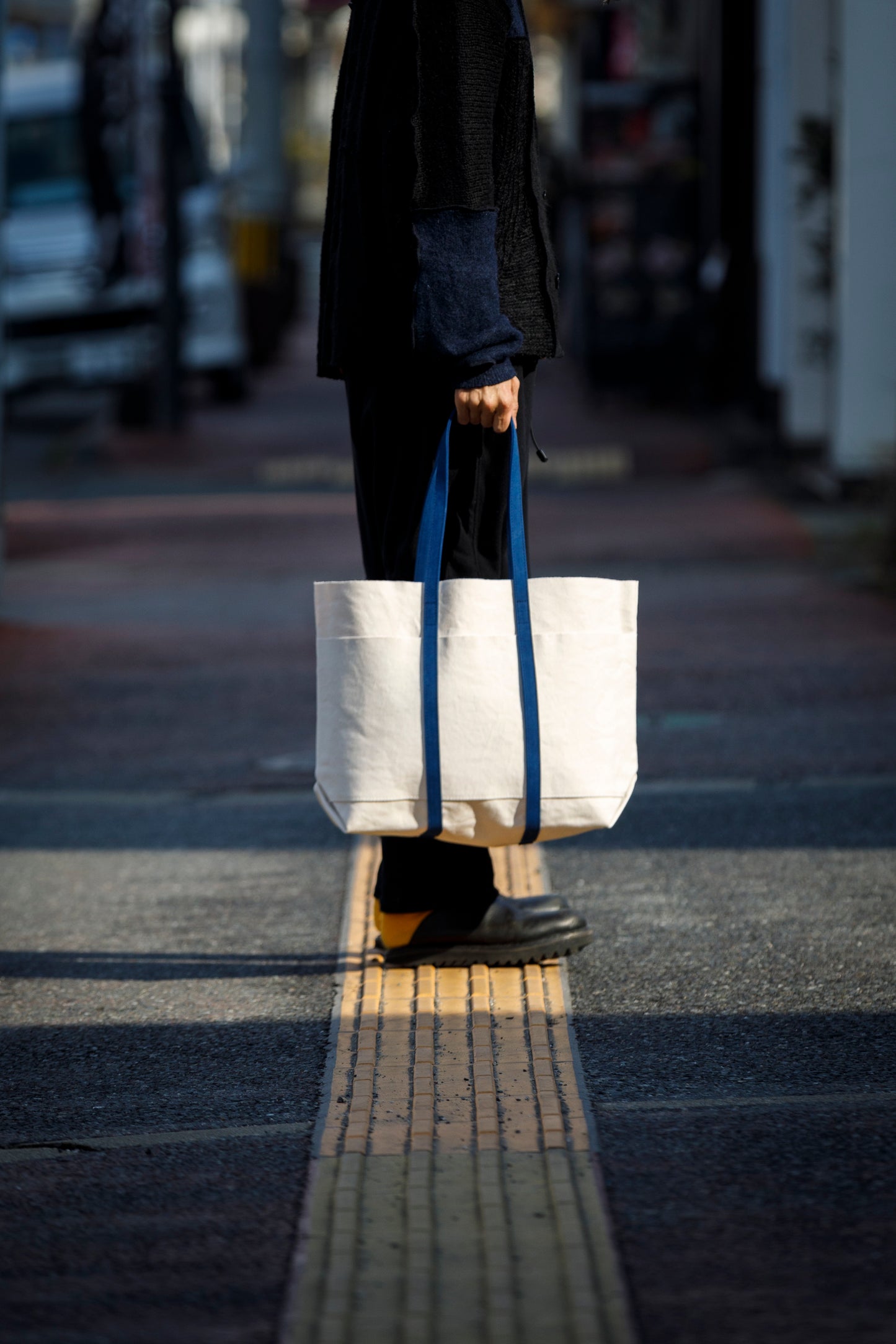 AMIACALVA A-054 WASHED CANVAS 6POCKETS TOTE (M) - NAVY