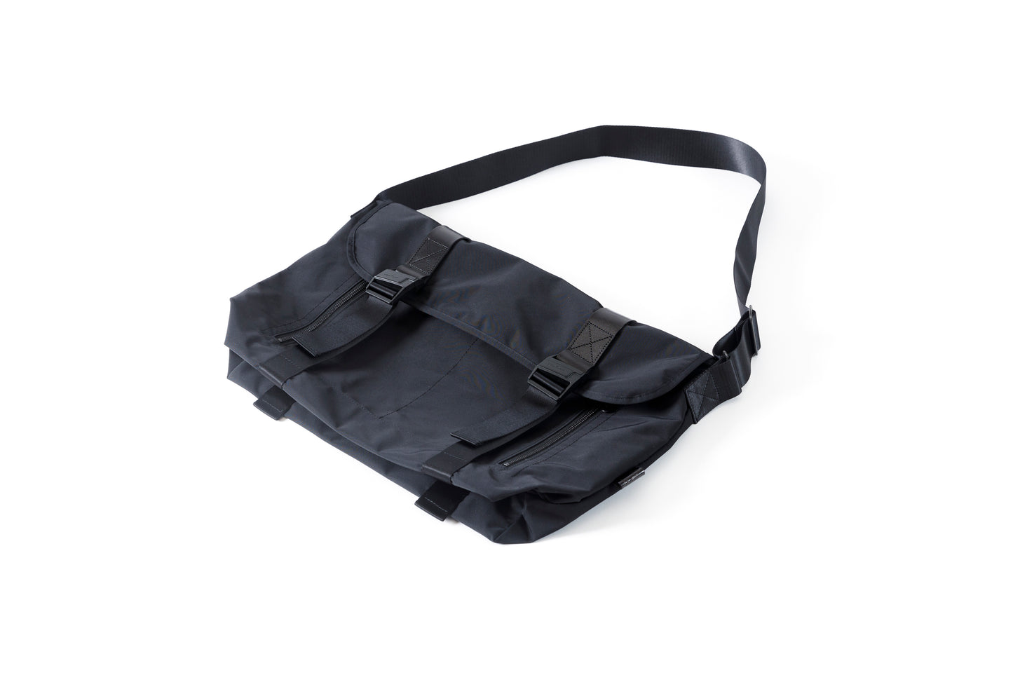 AMIACALVA F036 GABARDINE MESSENGER BAG - Black / Size L