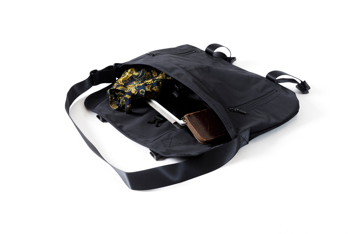 AMIACALVA F036 GABARDINE MESSENGER BAG - Black / Size L