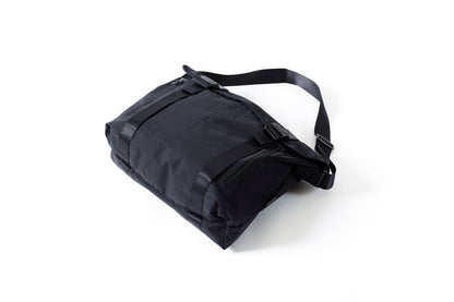 AMIACALVA F036 GABARDINE MESSENGER BAG - Black / Size L