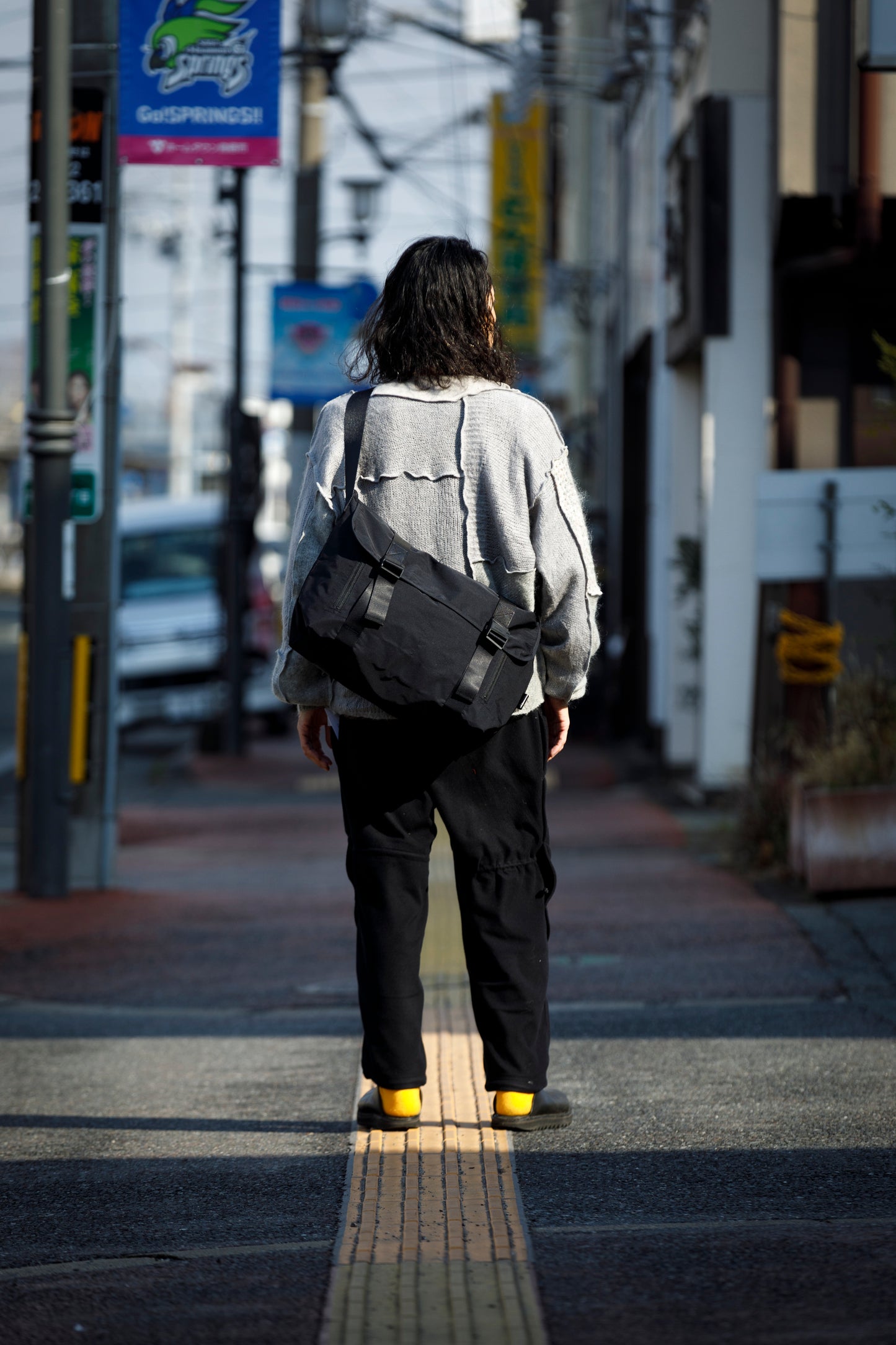 AMIACALVA F036 GABARDINE MESSENGER BAG - Black / Size L