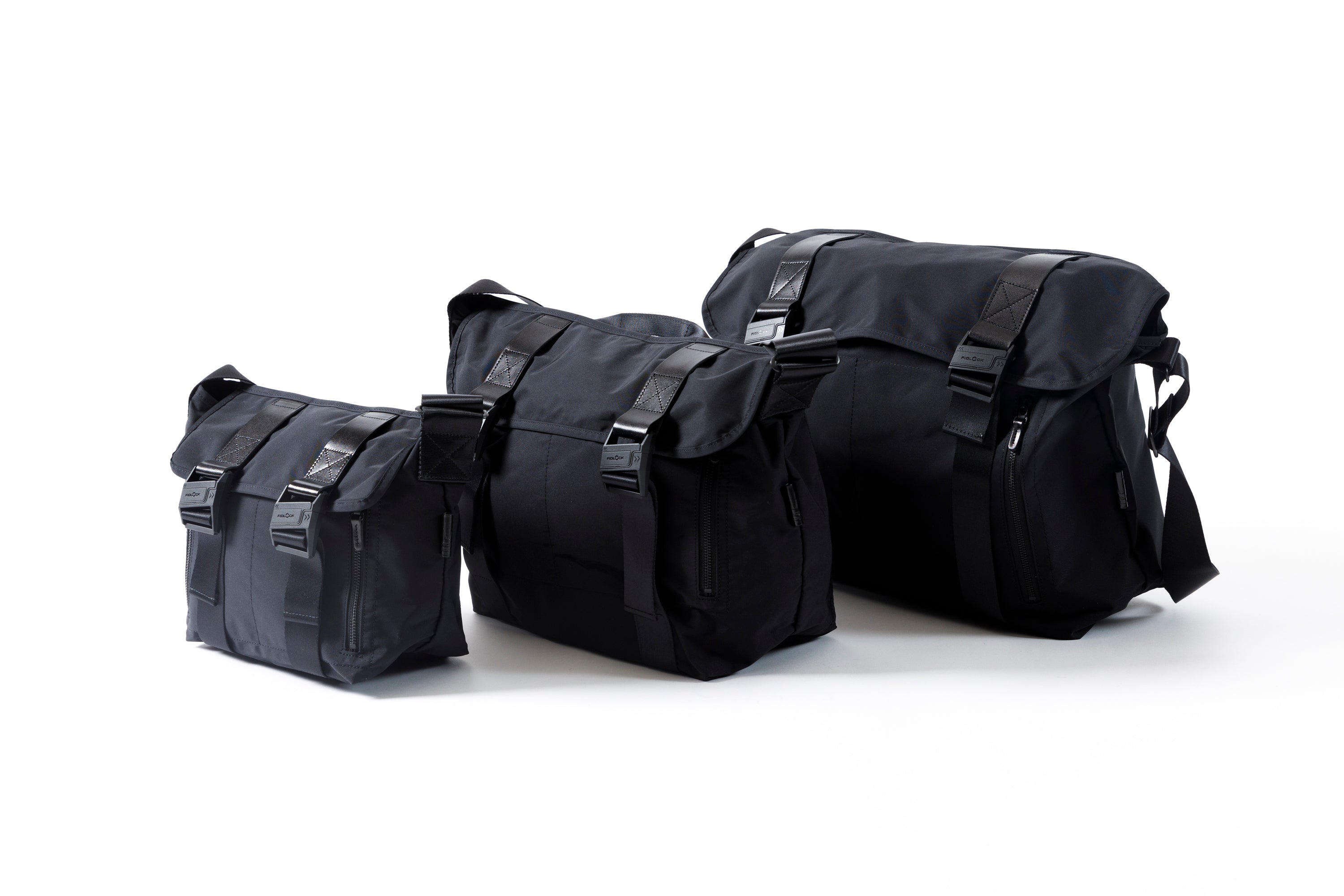 AMIACALVA F036 GABARDINE MESSENGER BAG - BLACK / Size S – reggio