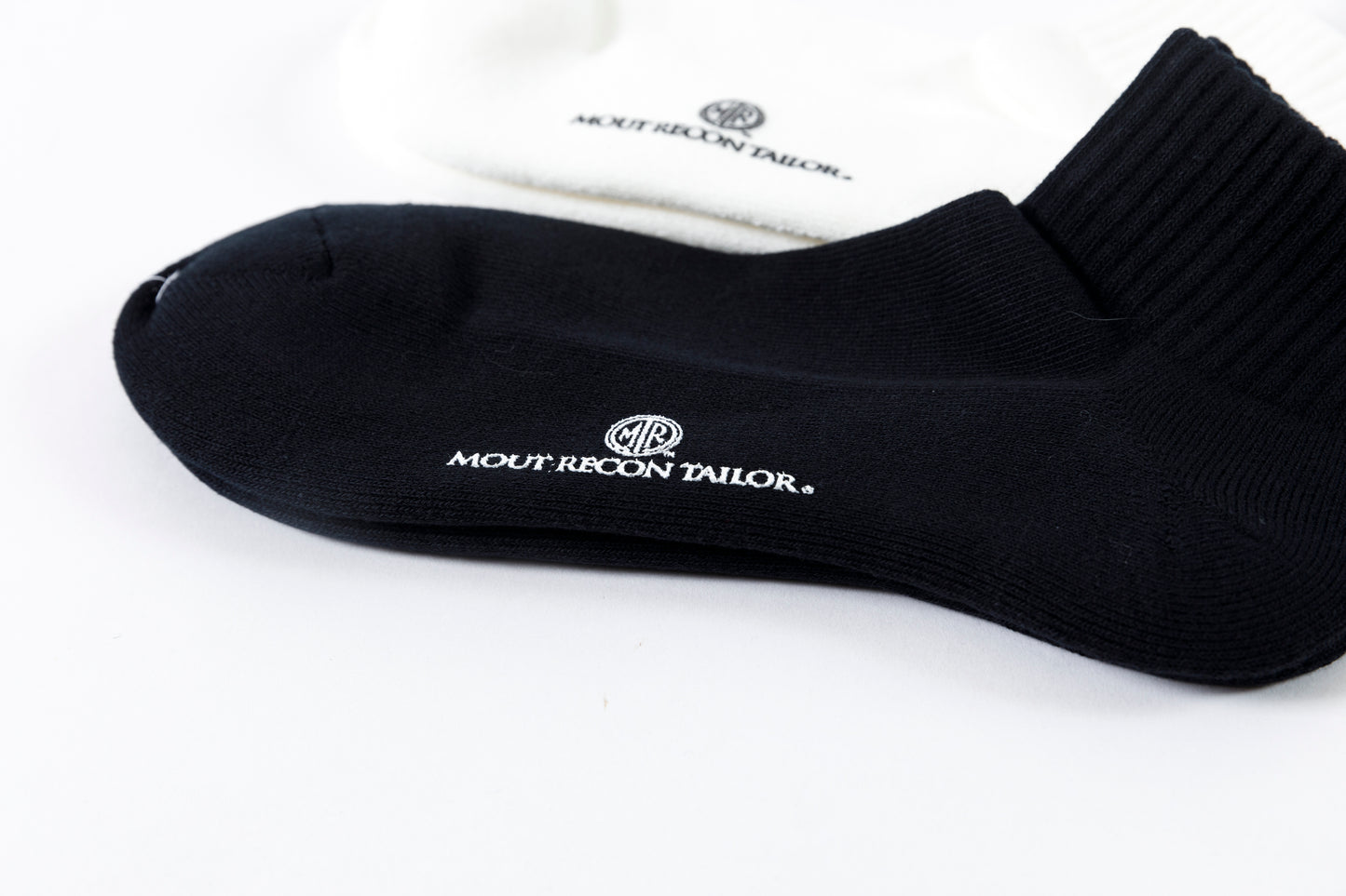 MOUT RECON TAILOR / ANTI-MICROBIAL ANKLE LENGTH SOKS - Black,White