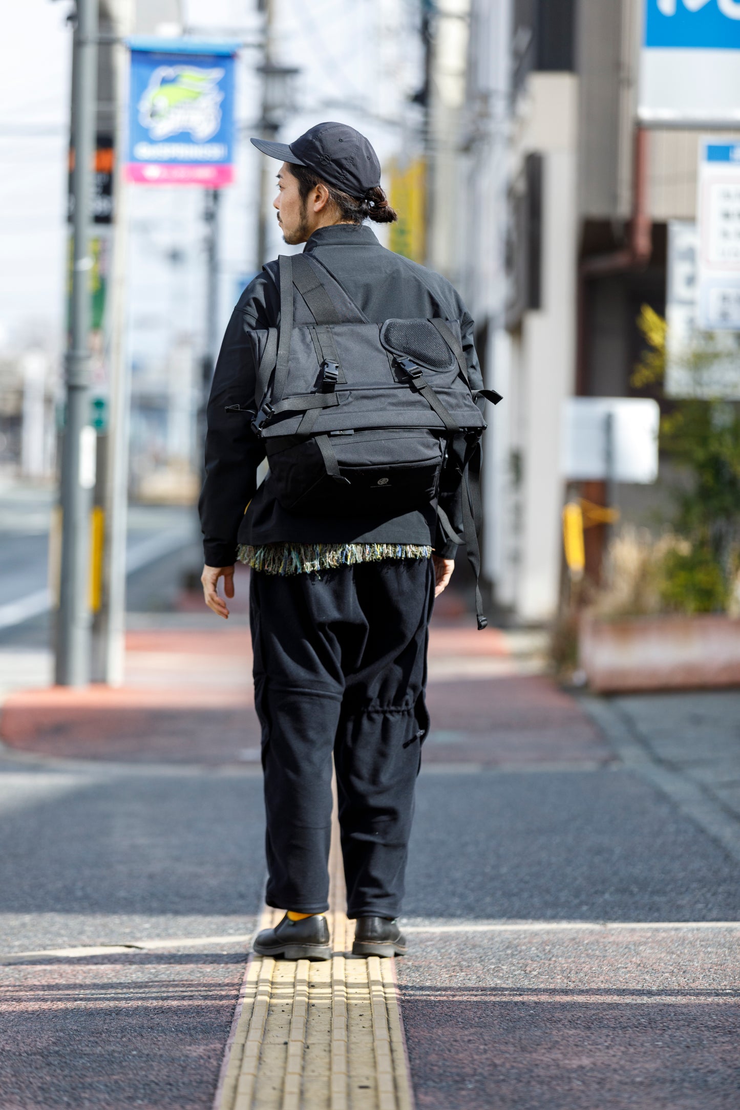 MOUT RECON TAILOR / TRANSFORM MESSENGER - Black