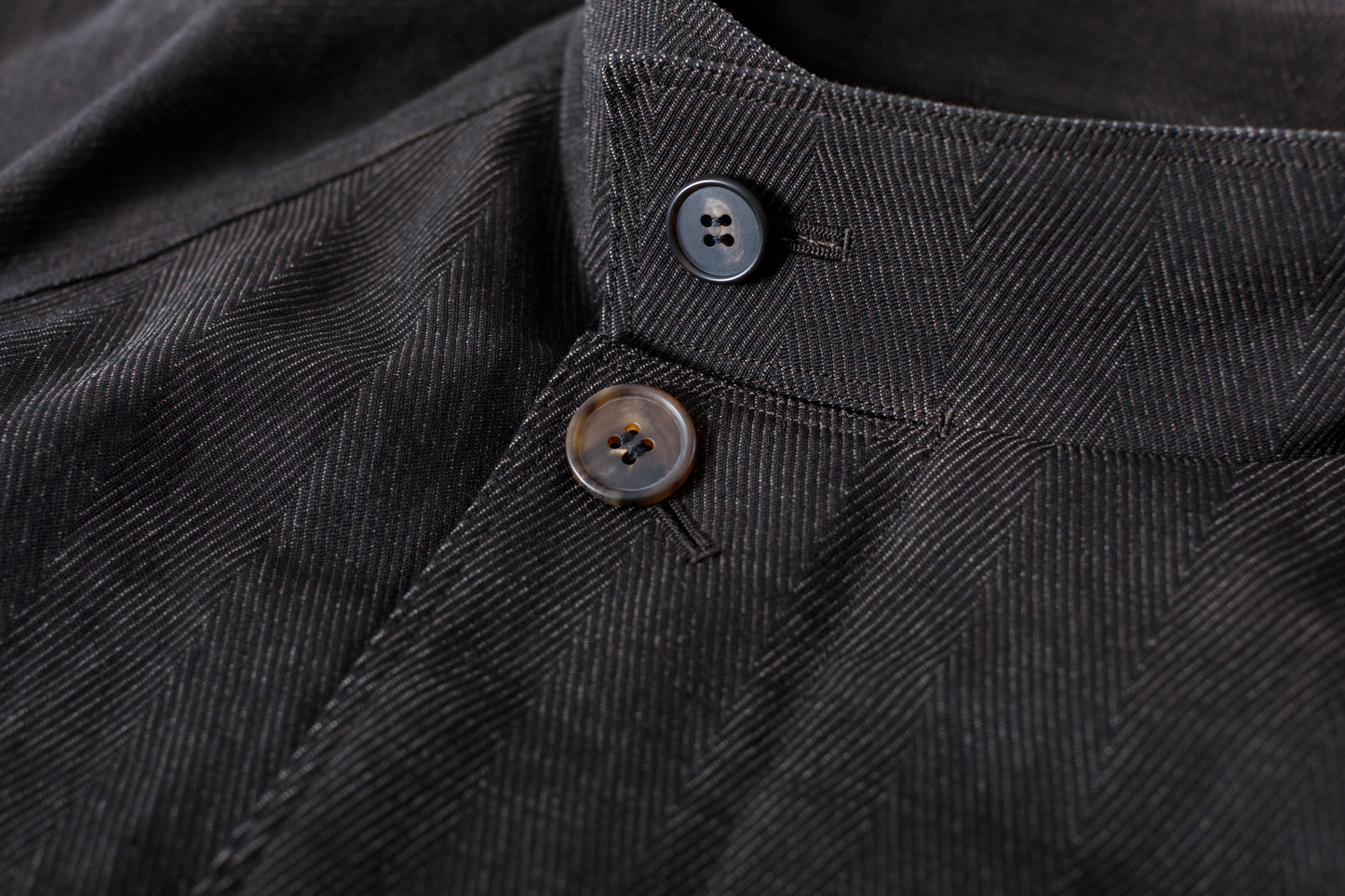 山内 / 26122-doro / 泥染ウールリネンヘリンボーン・セミダブルジップジャケット -doro サイズ4