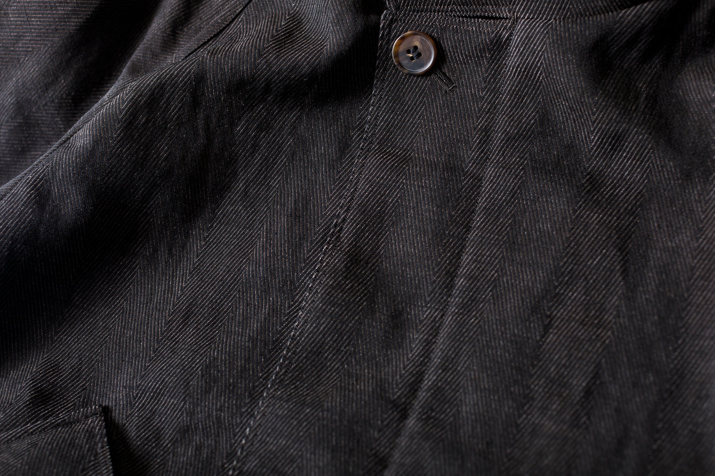 山内 / 26122-doro / 泥染ウールリネンヘリンボーン・セミダブルジップジャケット -doro サイズ4