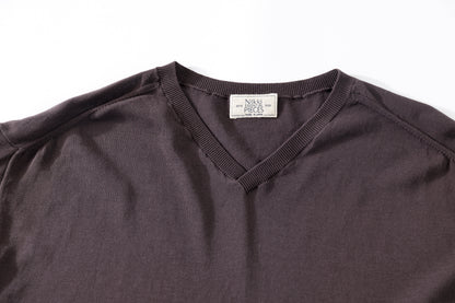 Nikki ESSENTIAL PIECE / Hight Twist V-neck Foot Ball Tee - Brown