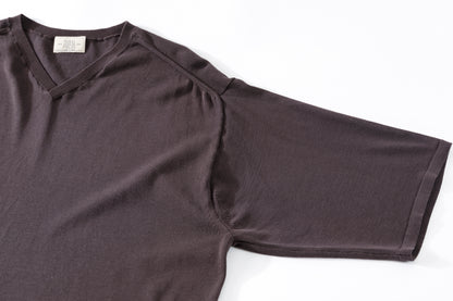 Nikki ESSENTIAL PIECE / Hight Twist V-neck Foot Ball Tee - Brown