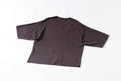 Nikki ESSENTIAL PIECE / Hight Twist V-neck Foot Ball Tee - Brown