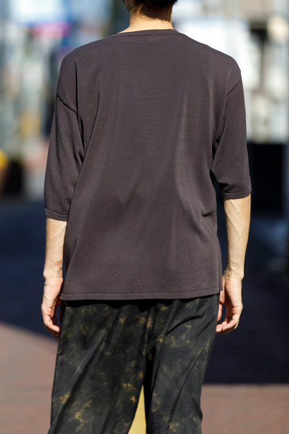 Nikki ESSENTIAL PIECE / Hight Twist V-neck Foot Ball Tee - Brown