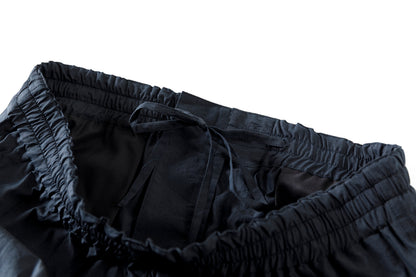 Nikki ESSENTIAL PIECES / Cotton Silk Faille Easy Shorts  - Black