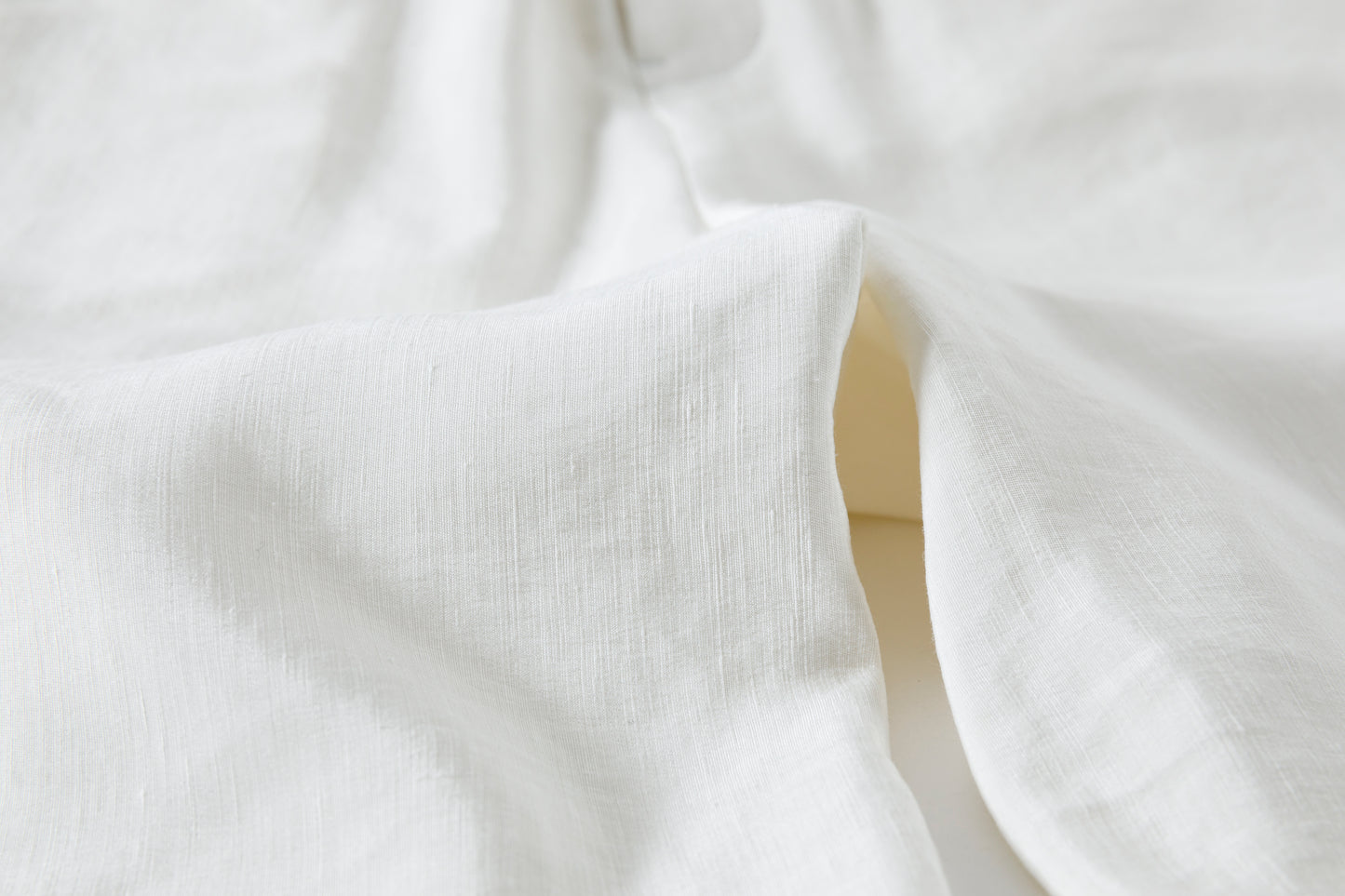 山内 / yc70-261-sili ビンテージシルクリネン・ワンカットイージーパンツ - off white