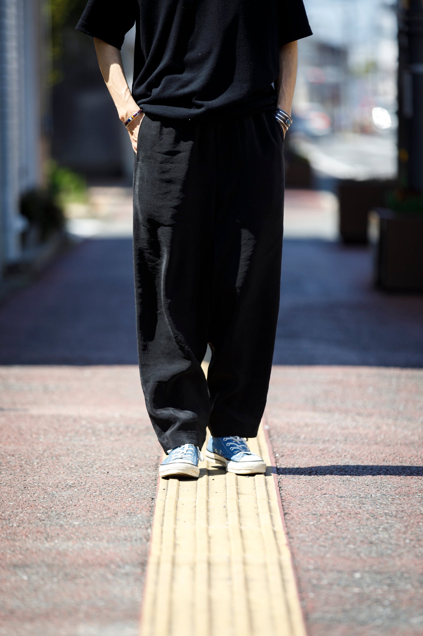 山内 / yc70-261-sili ビンテージシルクリネン・ワンカットイージーパンツ - sumi kuro