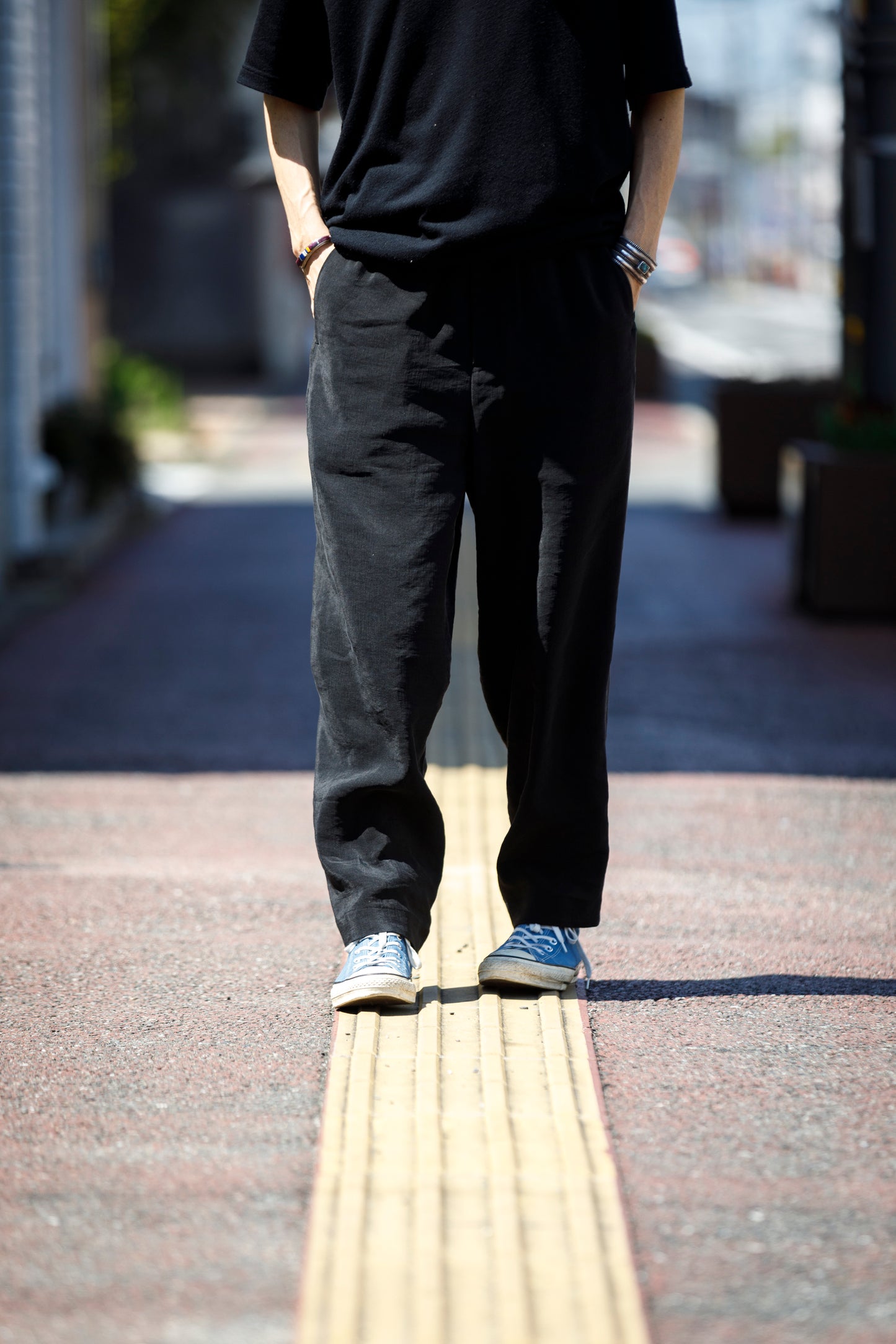 山内 / yc70-261-sili ビンテージシルクリネン・ワンカットイージーパンツ - sumi kuro