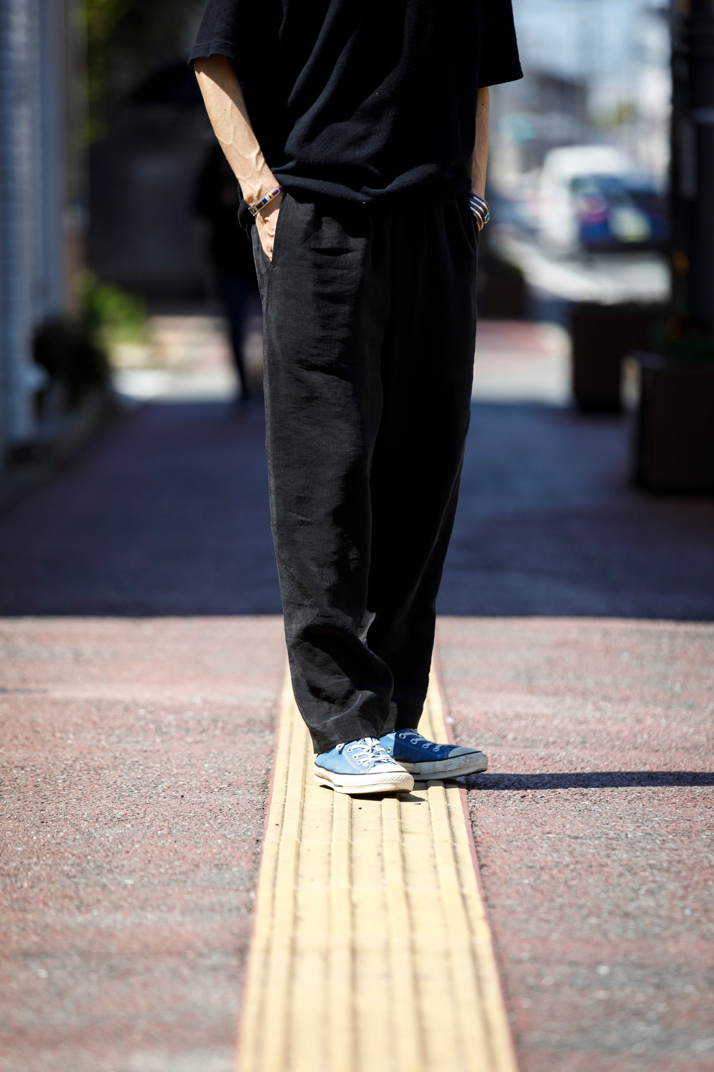 山内 / yc70-261-sili ビンテージシルクリネン・ワンカットイージーパンツ - sumi kuro