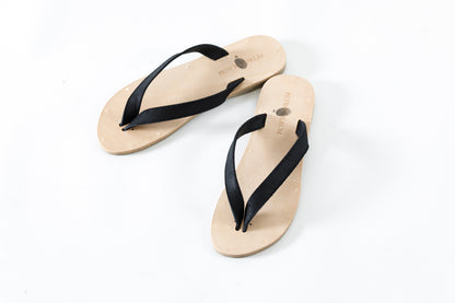 PETROSOLAUM / B-SANDALS(Horse reverse) - Black