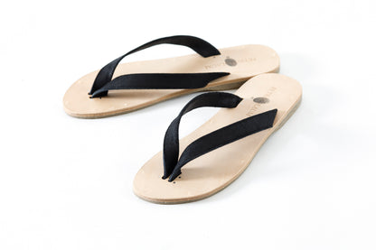 PETROSOLAUM / B-SANDALS(Horse reverse) - Black