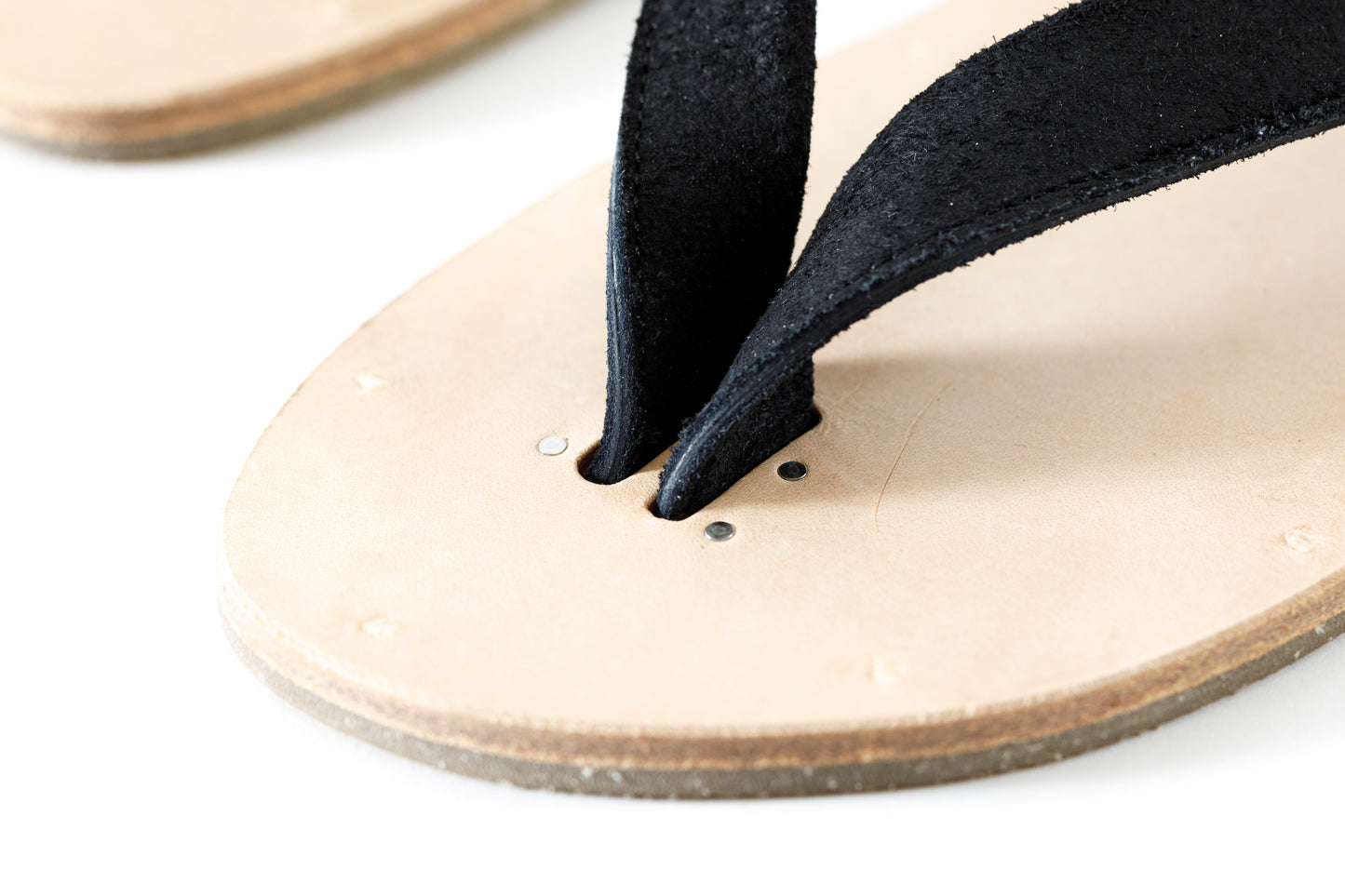PETROSOLAUM / B-SANDALS(Horse reverse) - Black