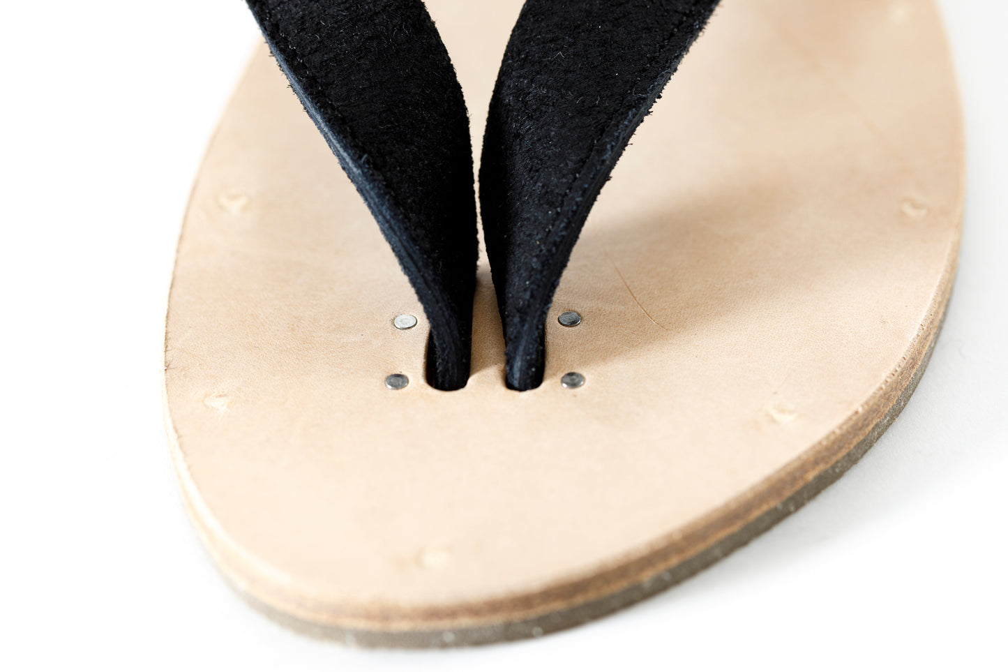 PETROSOLAUM / B-SANDALS(Horse reverse) - Black