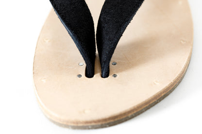 PETROSOLAUM / B-SANDALS(Horse reverse) - Black