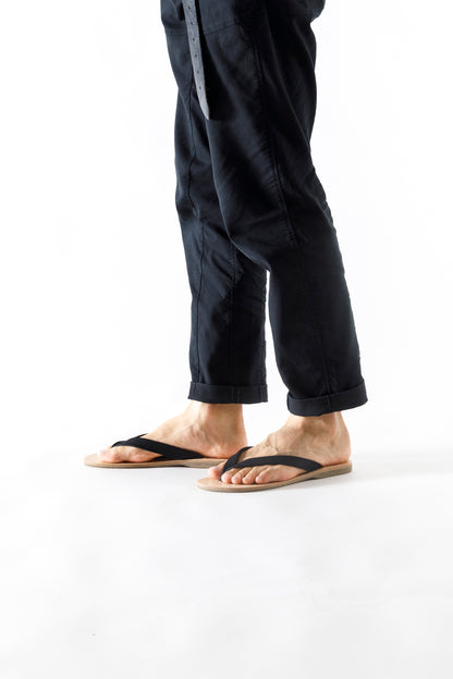 PETROSOLAUM / B-SANDALS(Horse reverse) - Black