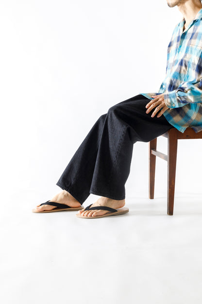 PETROSOLAUM / B-SANDALS(Horse reverse) - Black