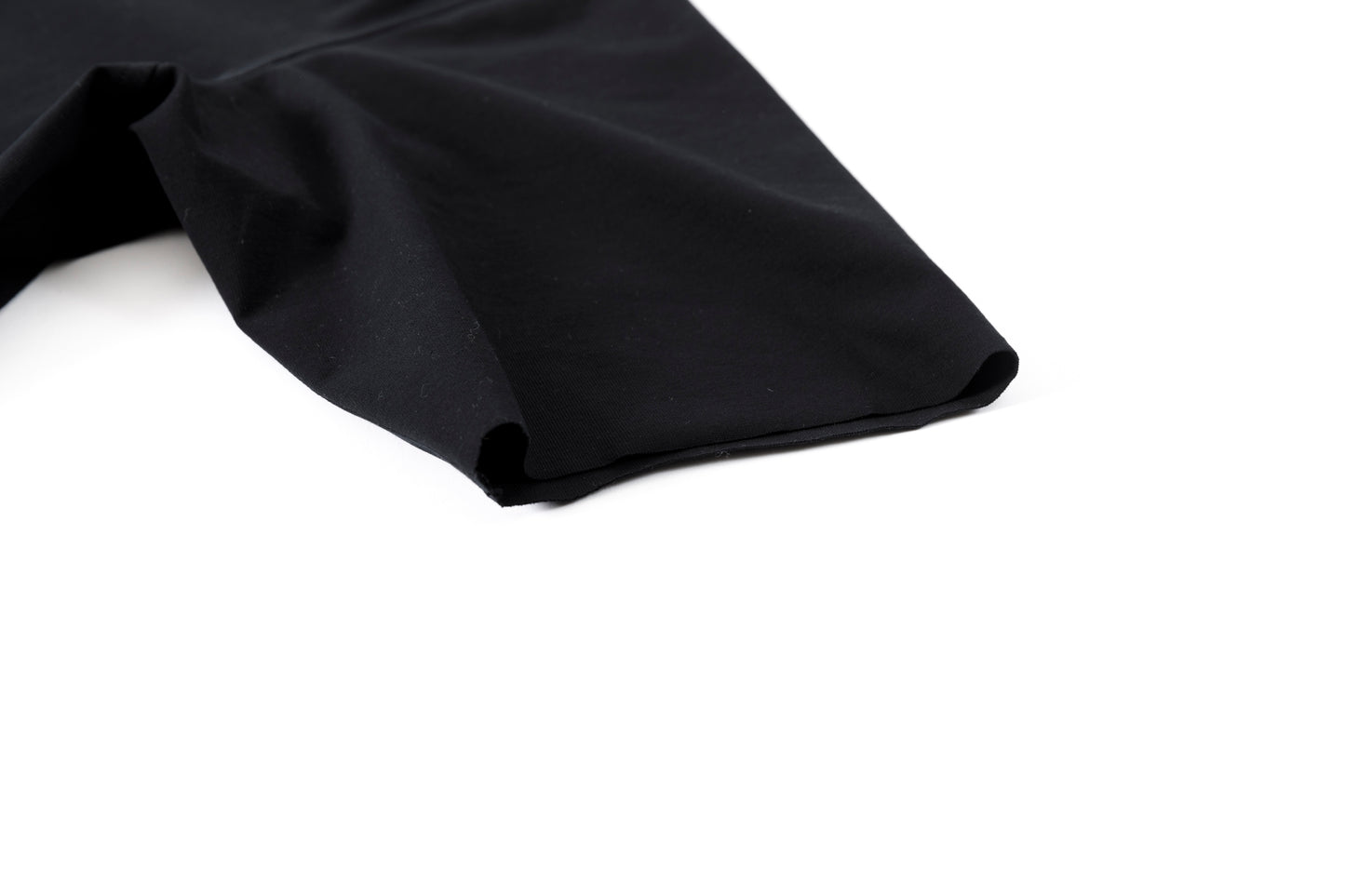 山内 yc55-261 / 強撚フリーカットポンチ・ショートスリーブTシャツ - Black