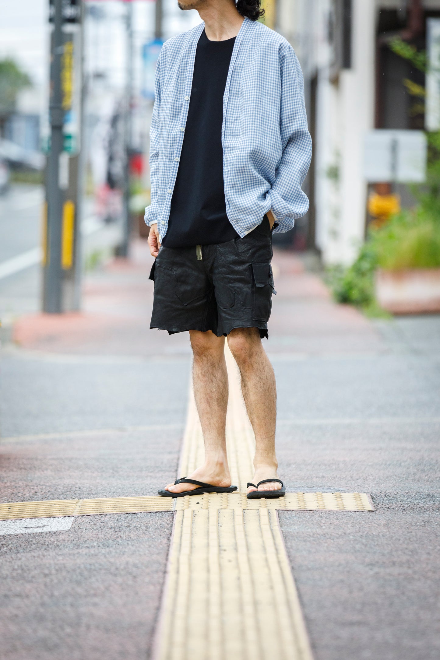 山内 yc55-261 / 強撚フリーカットポンチ・ショートスリーブTシャツ - Black