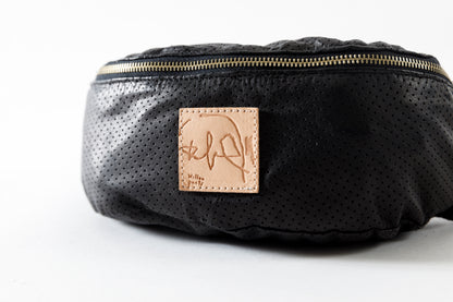 Willow Pants / P-015 Waist Pouch - Cowhide Punching Leather