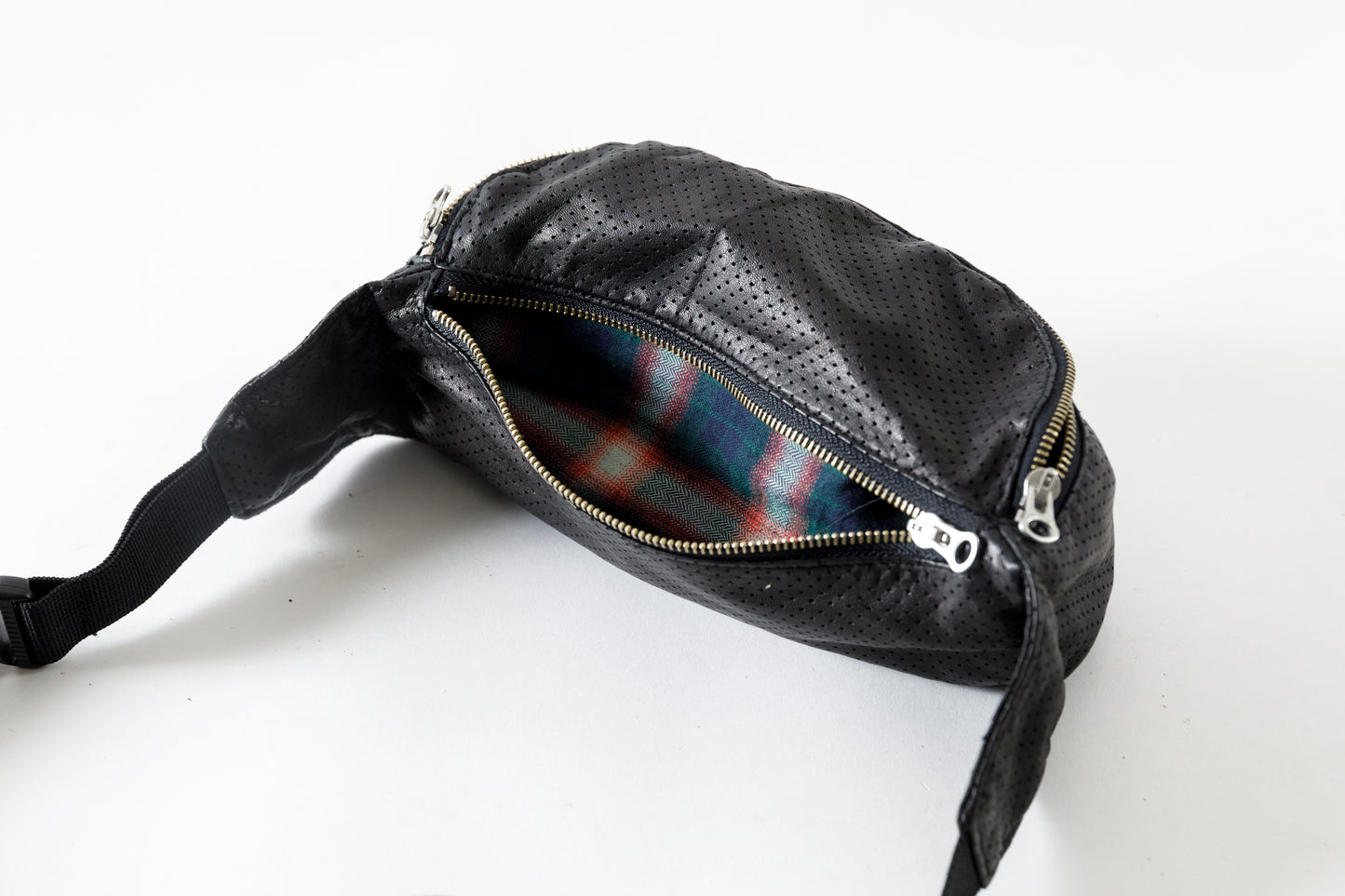 Willow Pants / P-015 Waist Pouch - Cowhide Punching Leather