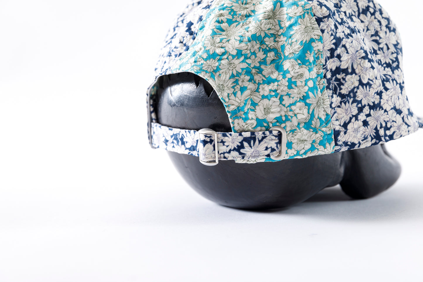AMIACALVA /  AZ002 Aerobi Cap - Flower Navy
