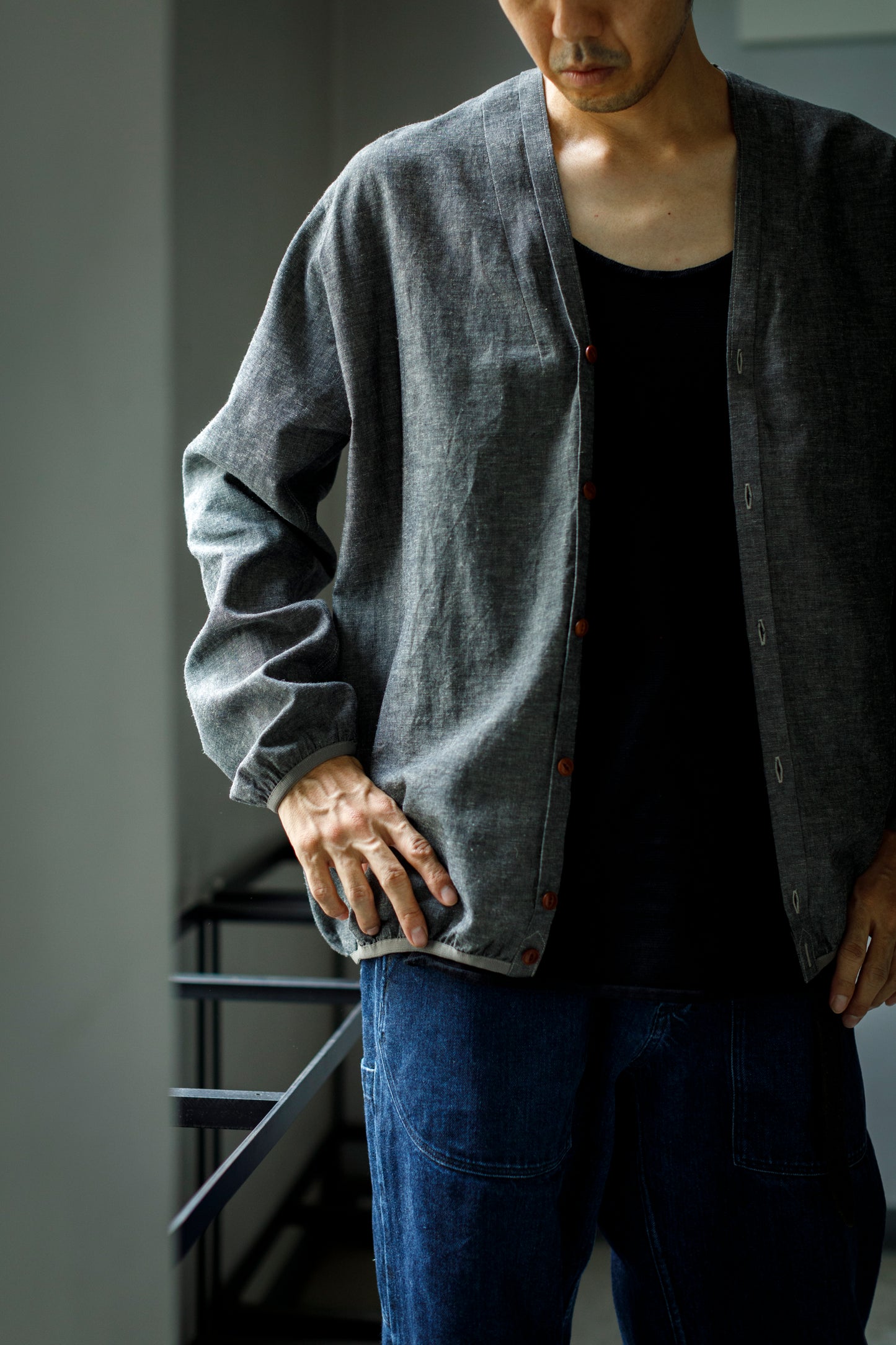 KIMURA /  narrowing cardigan - Black Chambray