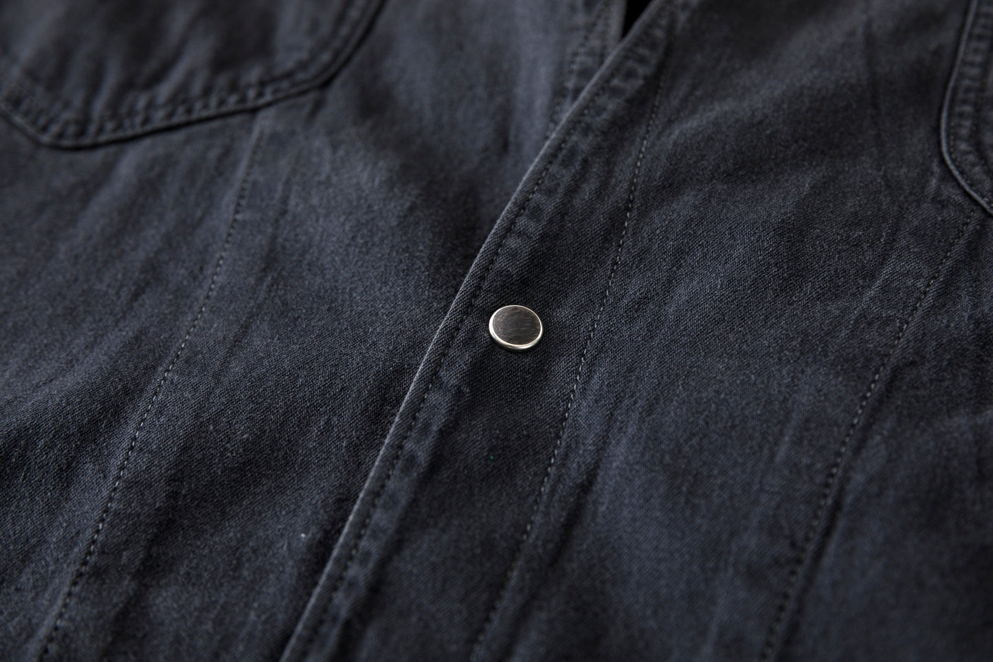 SARTO / LIGHT SELVAGE DENIM WING COLLAR SHIRT - WASHED BLACK
