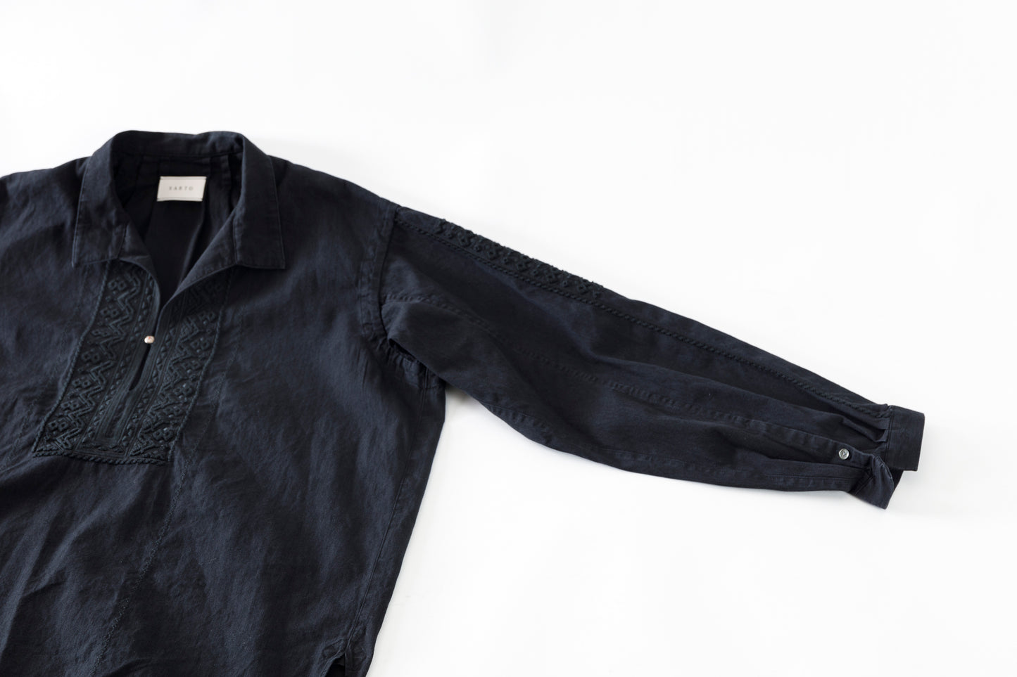 SARTO / COTTON CHANMBRAY EMBROIGERY SHIRT - BLACK